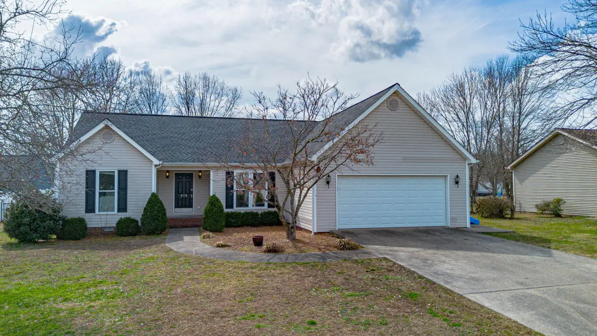 8220 Timberland Drive, West Paducah, KY 42086 - #1