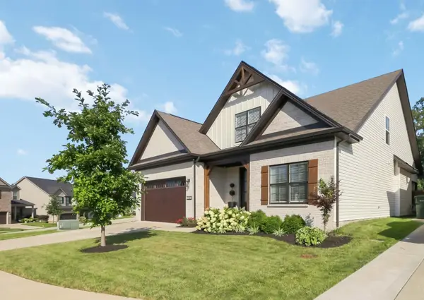 1952 Tidewater Flat, Lexington, KY 40509