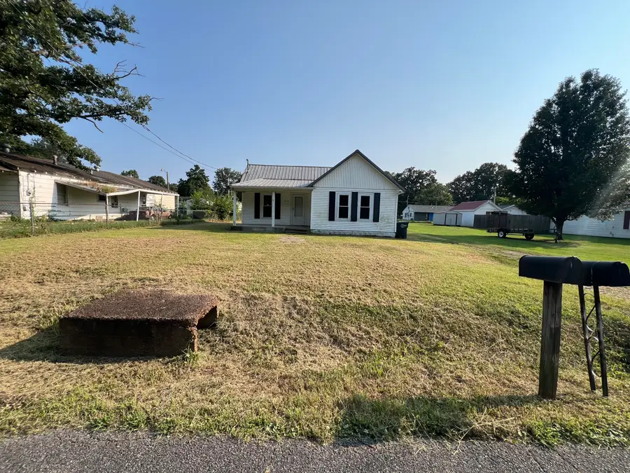 2032 Center Street, Paducah, KY 42003 - #2