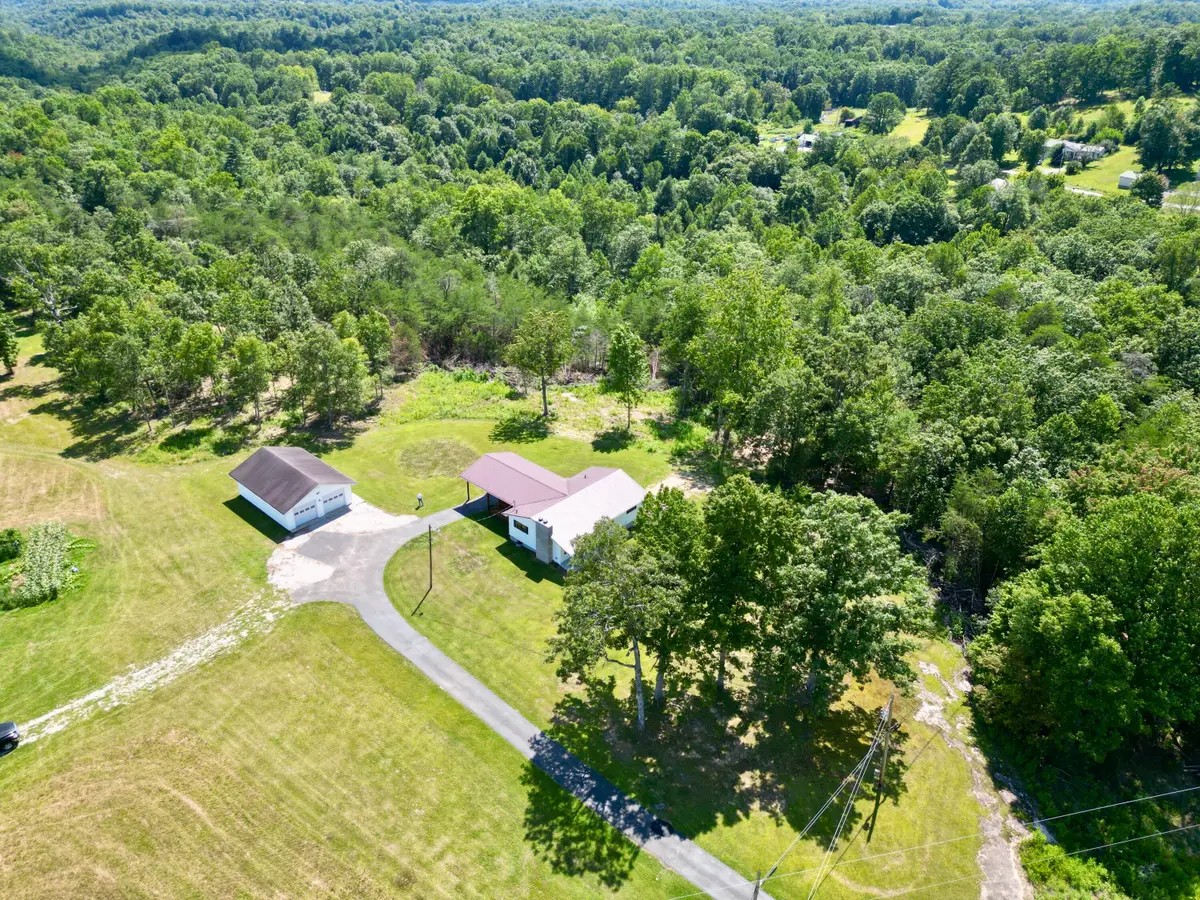 6897 Hwy 52, Beattyville, KY 41311 - #1