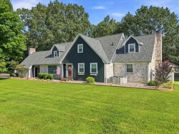 100 Kaywood Drive, Benton, KY 42025