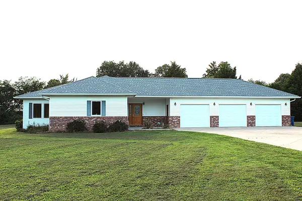 105 105 Cedar Creek Cv Cove, Kevil, KY 42053