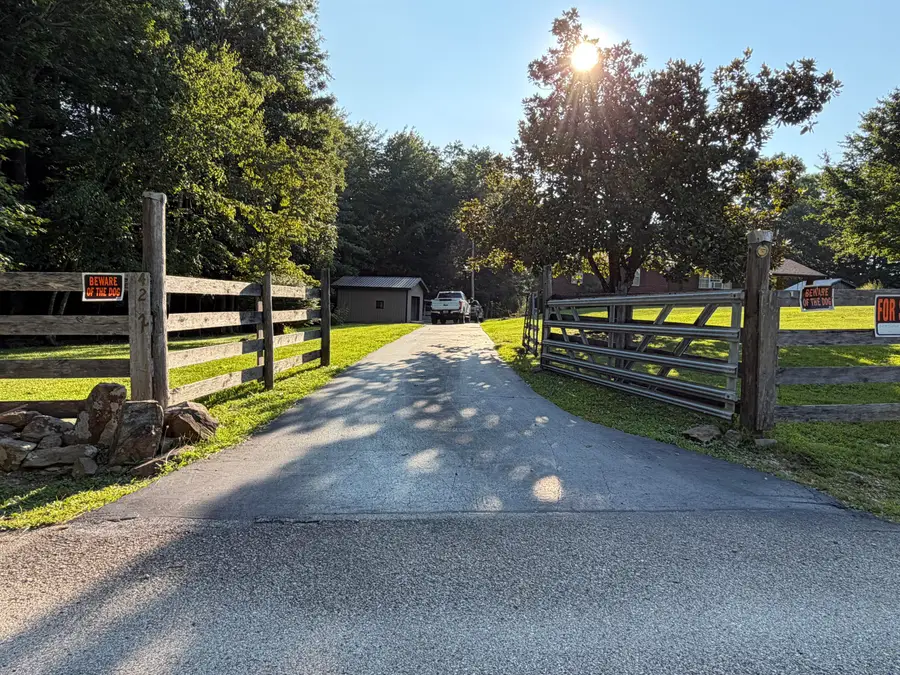 4221 Tarr Ridge Road, Frenchburg, KY 40322 - #2