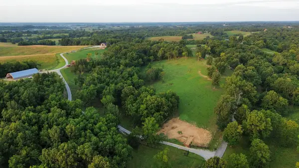 1416 Junction Pike, Berry, KY 41003