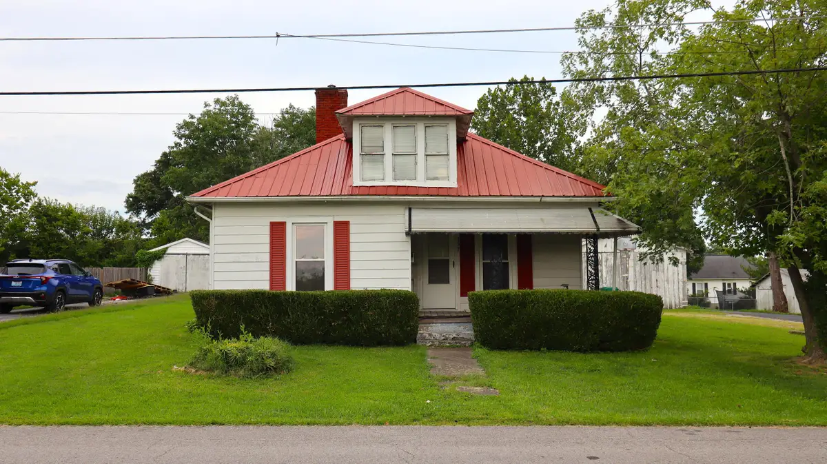 357 S Magnolia Street, Harrodsburg, KY 40330 - #1