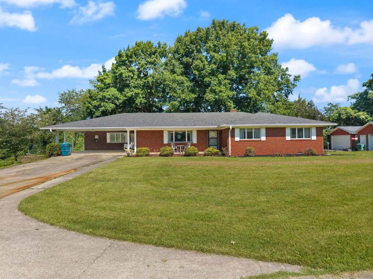 210 Langdon Avenue, Manchester, KY 40962 - #1