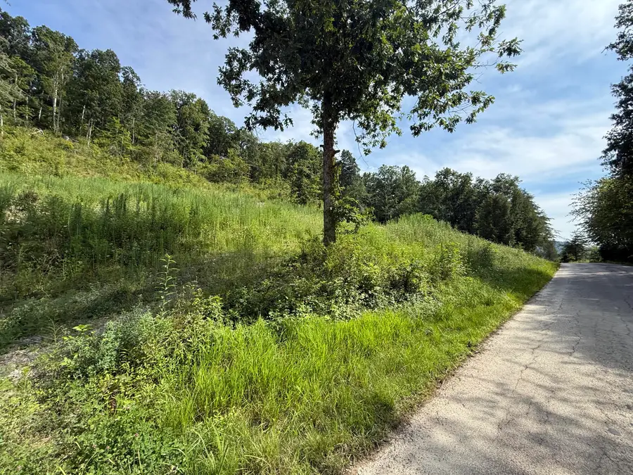 3031 Sweetwater Road, Berea, KY 40403 - #3