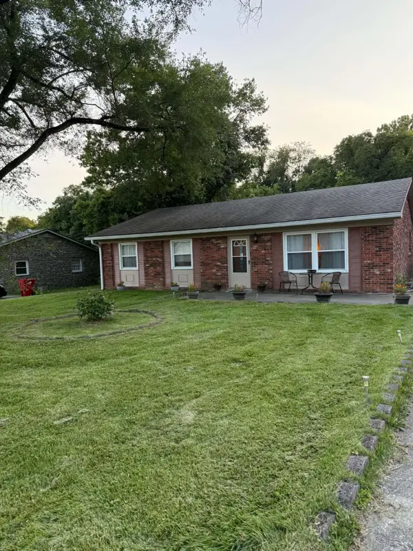 33 Meadowbrook Drive, Frankfort, KY 40601