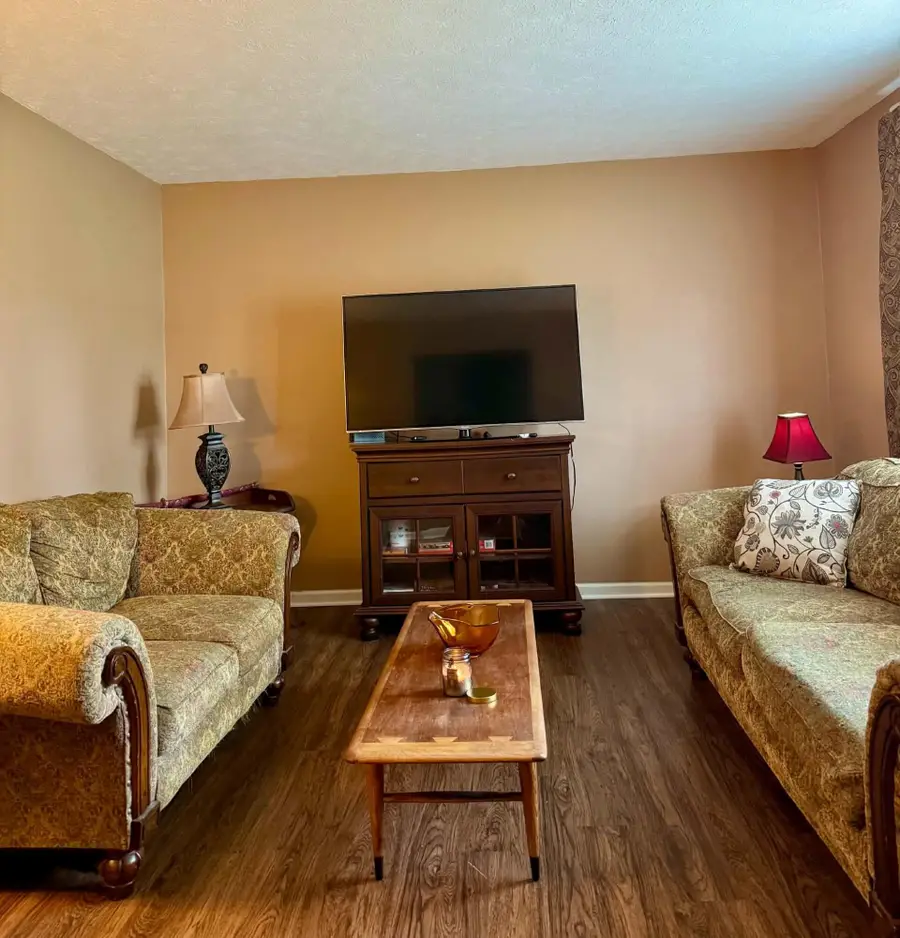33 Meadowbrook Drive, Frankfort, KY 40601 - #3