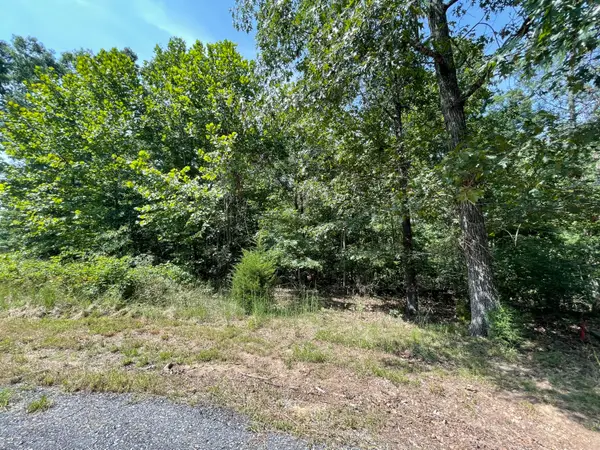 000 0 Deepwood Dr Drive #107, Murray, KY 42071