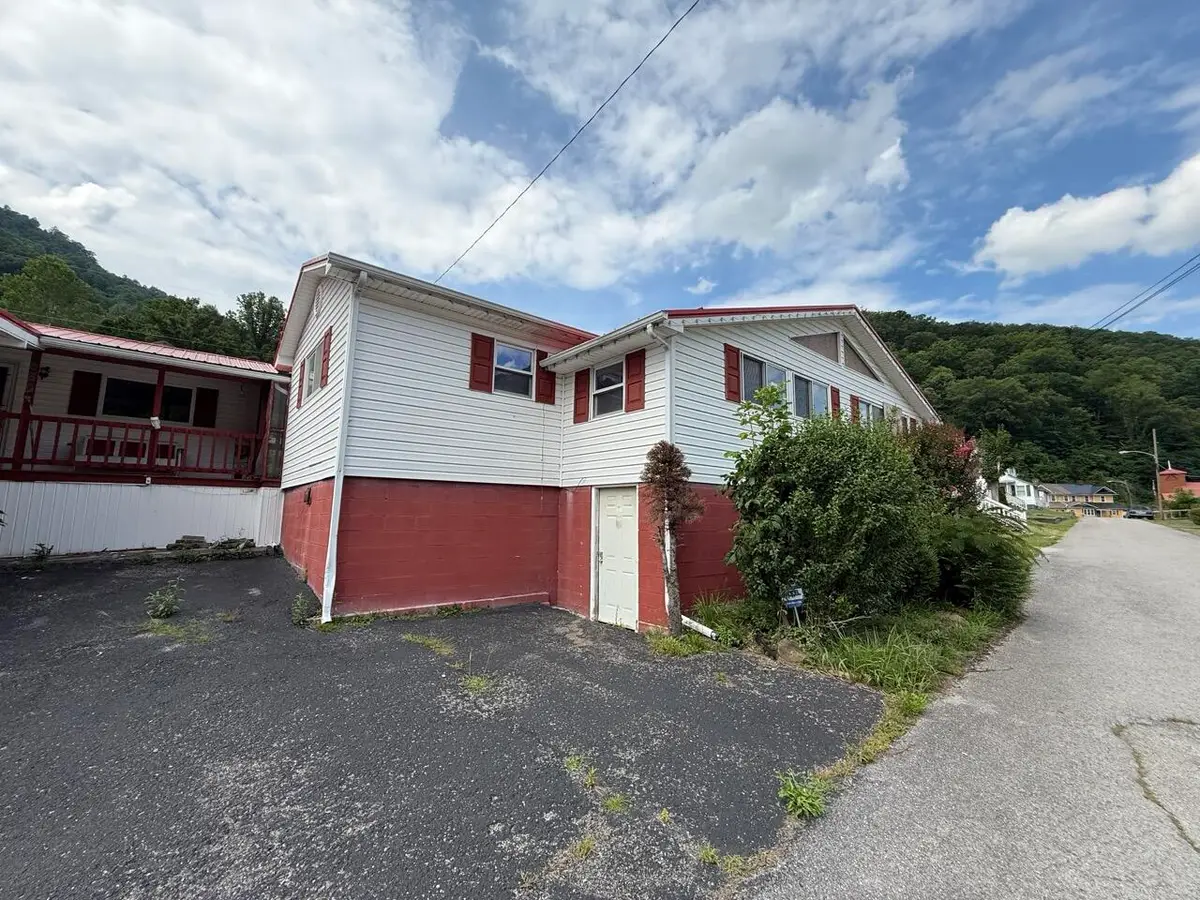 432 First Street, Lynch, KY 40855 - #1