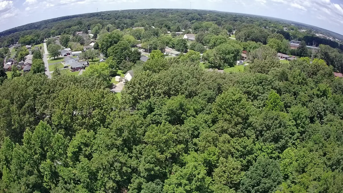 000 E 21st Street, Benton, KY 42025 - #1