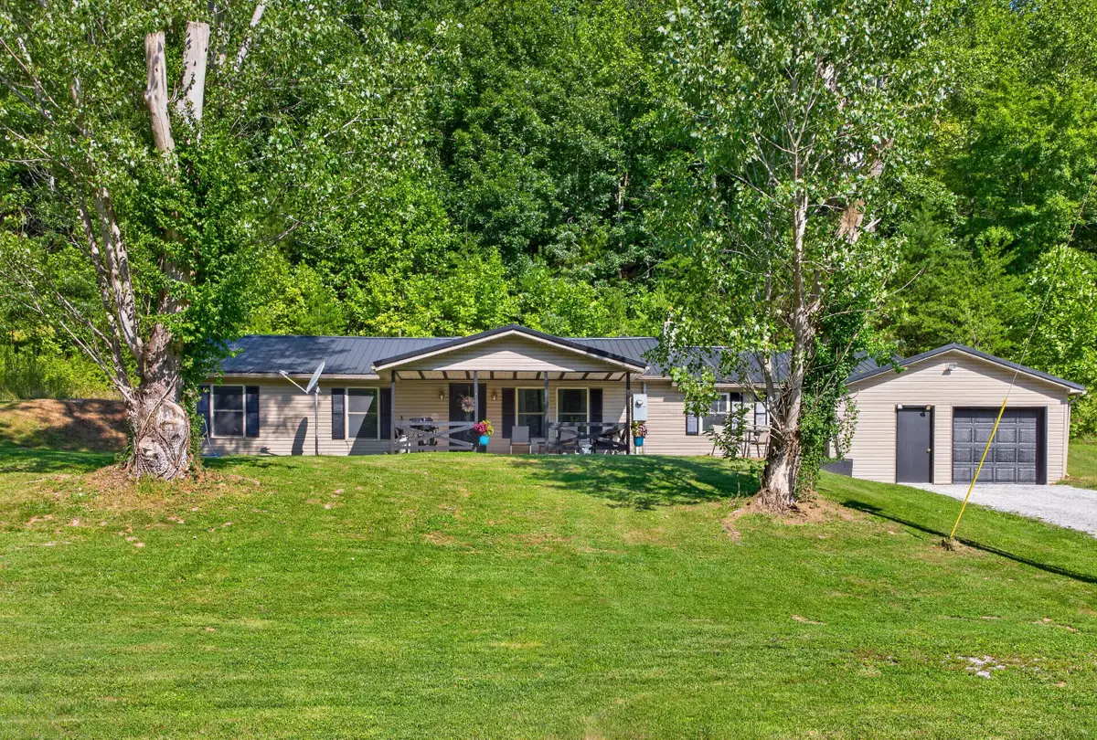 7045 White Oak Road, Junction City, KY 40440 - #1