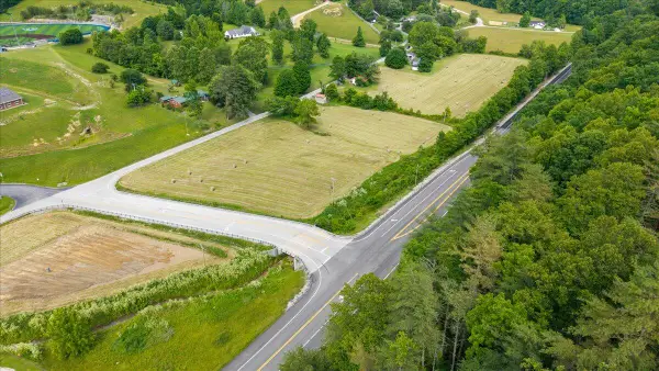 964 Campton-baptist Road, Campton, KY 41301