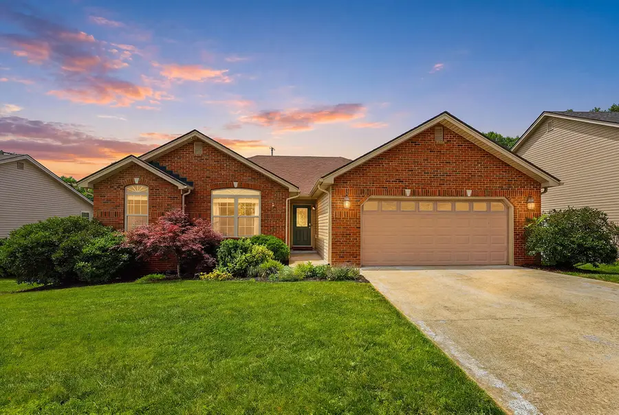 305 Forest Ridge Drive, Frankfort, KY 40601 - #2
