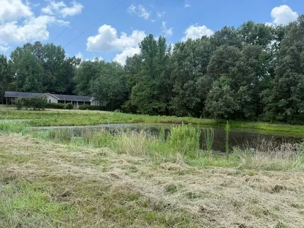 8120 Woodville Road, West Paducah, KY 42086