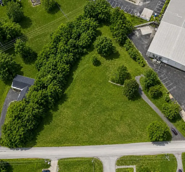 818 Barnes Mill Road, Richmond, KY 40475
