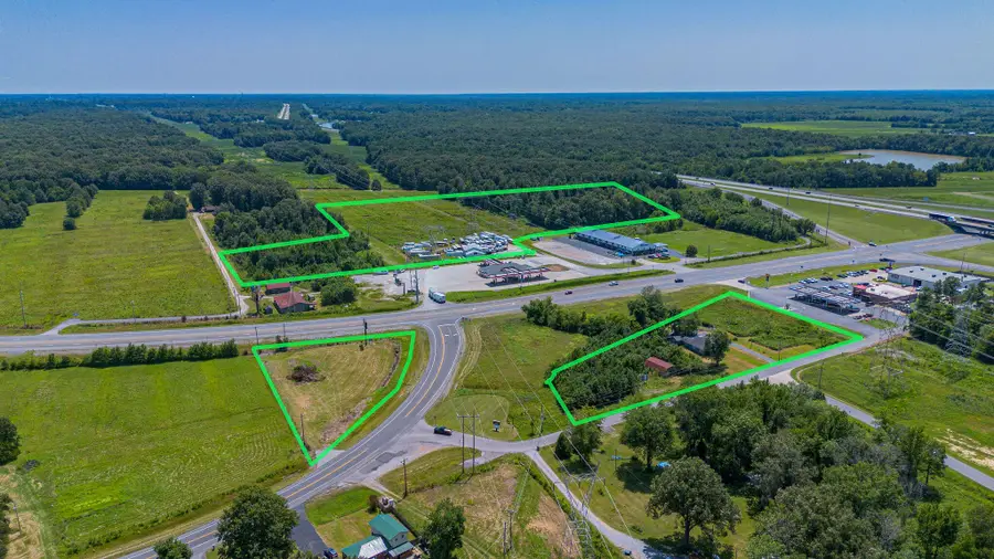 2900 John L Puryear Drive, Paducah, KY 42003 - #2