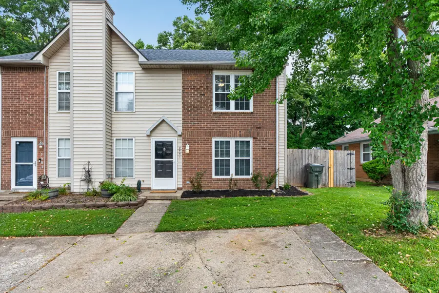 3681 Arbor Drive, Lexington, KY 40517 - #2