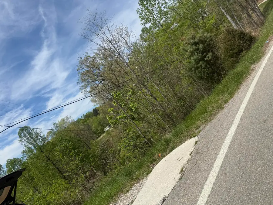 1325 State Highway 1036, Zoe, KY 41397 - #3