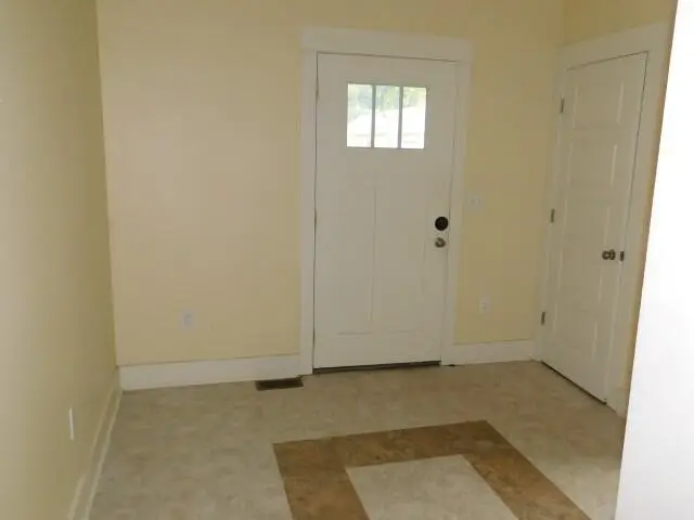 329 Holmes Street, Frankfort, KY 40601 - #2