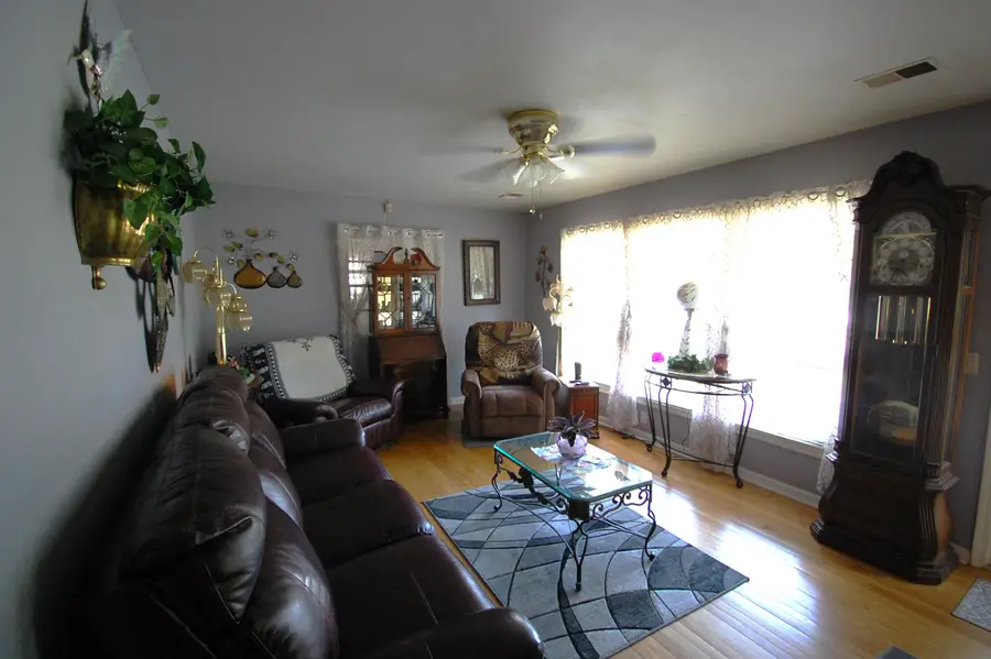 5825 Oaks Road, Paducah, KY 42003 - #3