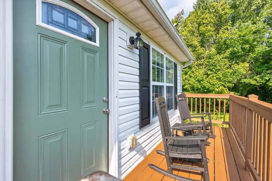 403 Newton Street, Midway, KY 40347 - #3