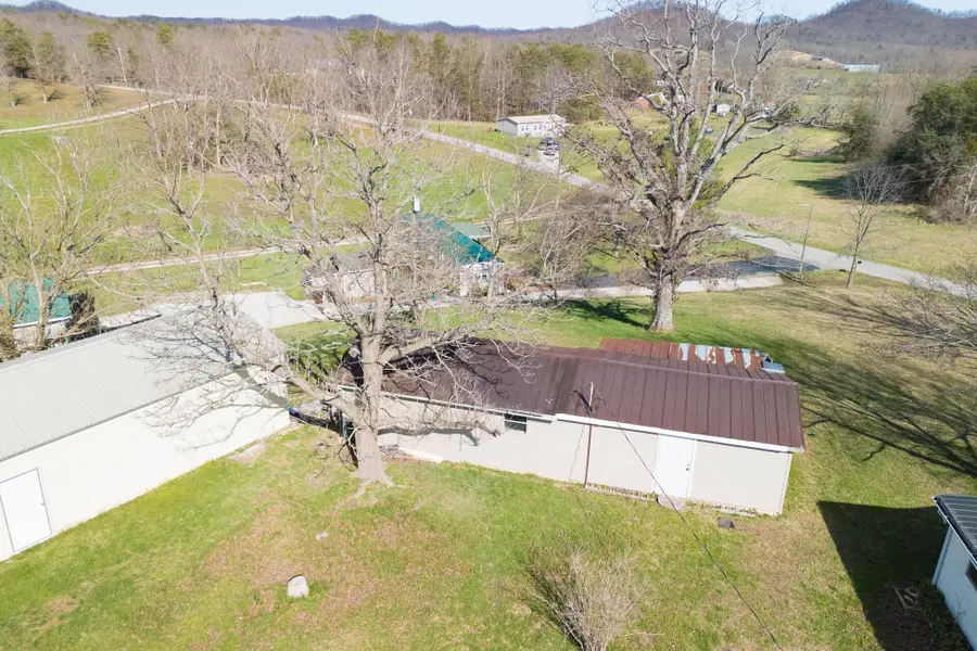 1000 New Cut Road, Jeffersonville, KY 40337 - #3