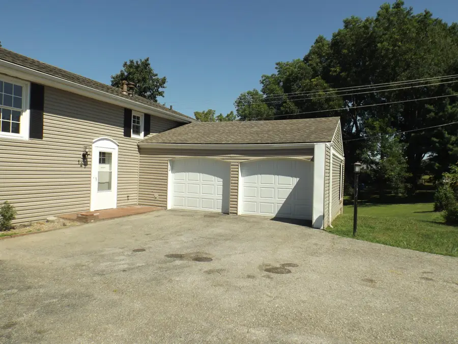 121 Crescent Drive, Mount Sterling, KY 40353 - #2