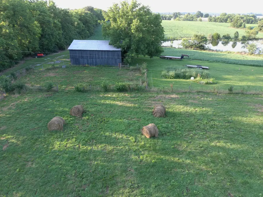 8061 Perryville Road, Danville, KY 40422 - #2