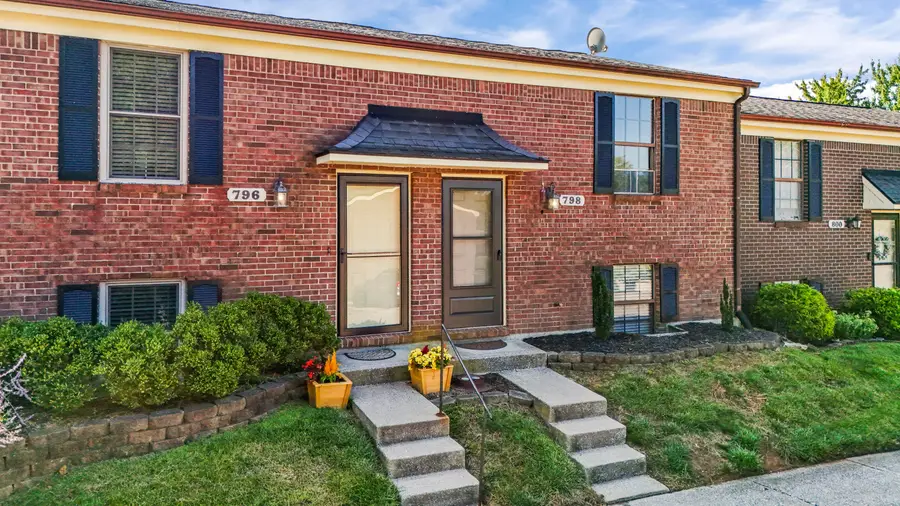 798 Spring Meadows Drive, Lexington, KY 40504 - #2