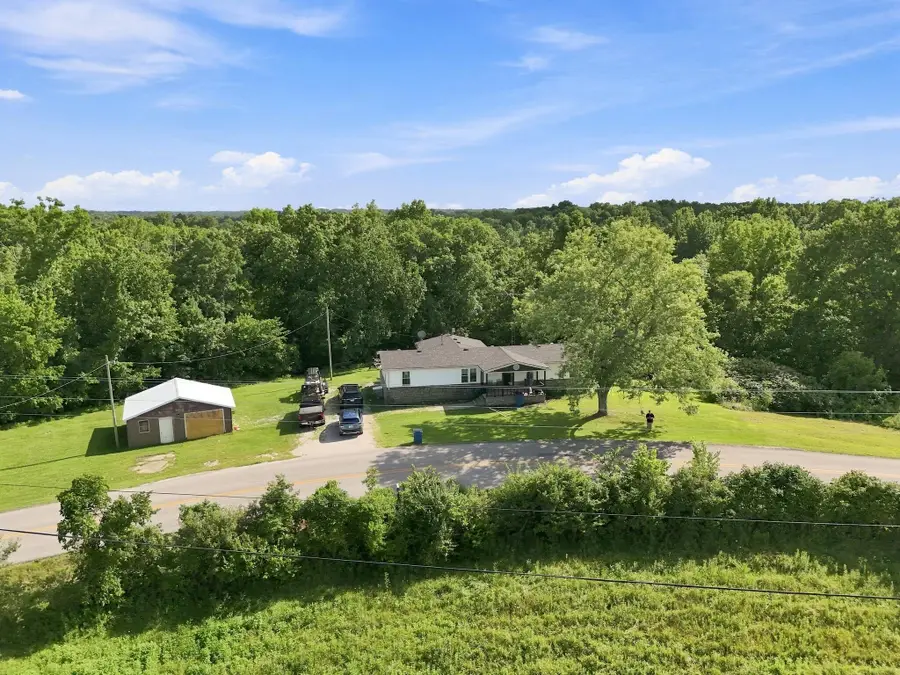 1321 Kays Road, Lawrenceburg, KY 40342 - #2