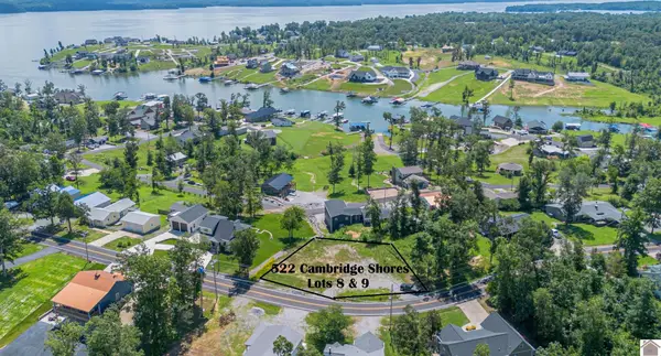 522 Cambridge Shores Drive Drive #8 & 9, Gilbertsville, KY 42044