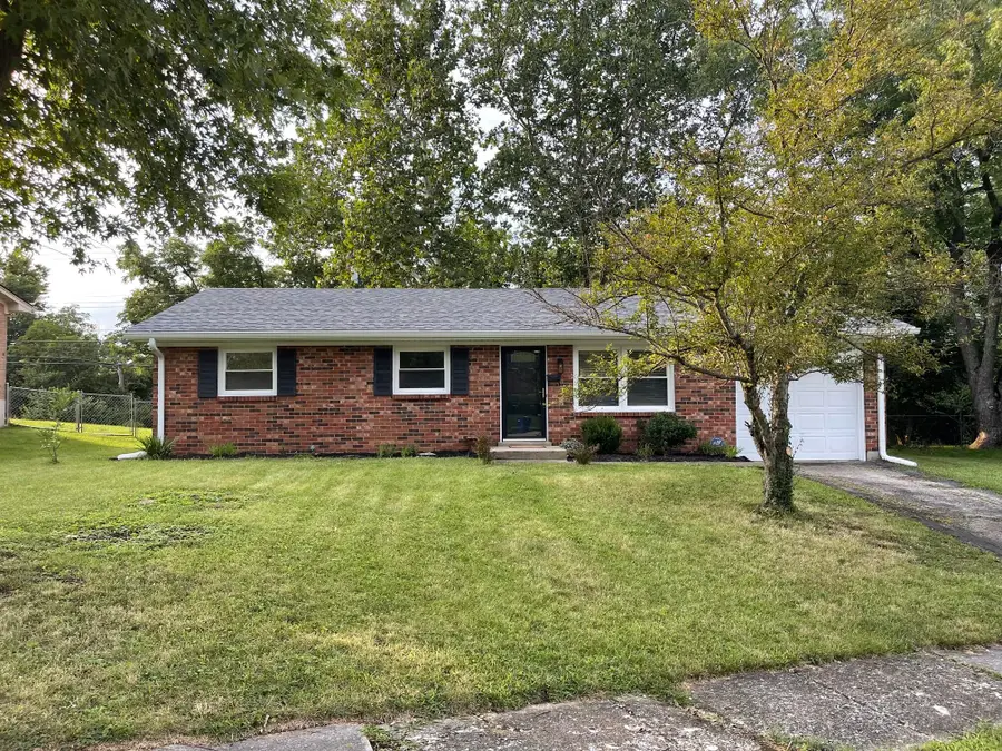 3255 Sutherland Drive, Lexington, KY 40517 - #2