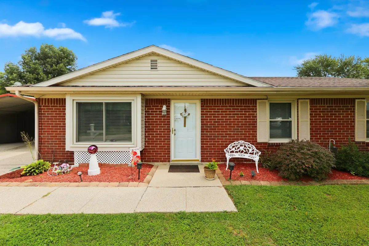 809 Pocahontas Trail, Georgetown, KY 40324 - #1