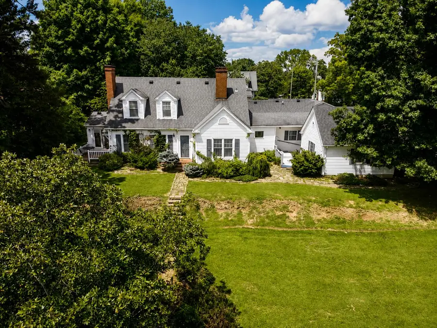302 Peachbloom Hill Lane, Berea, KY 40403 - #2