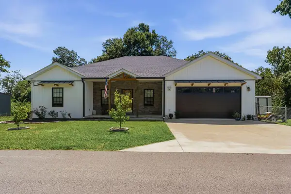 3013 Centerview Rough River Lane, Hudson, KY 40145