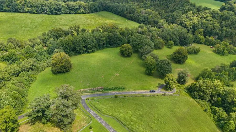 259 Indian Cave View Rd Road, Jamestown, KY 42629 - #2