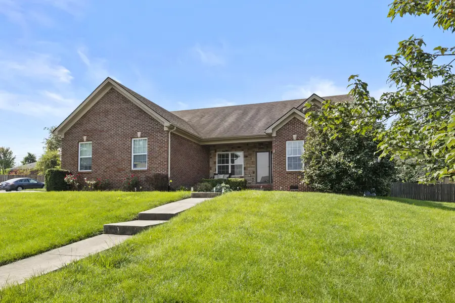 301 Squires Way, Nicholasville, KY 40356 - #2