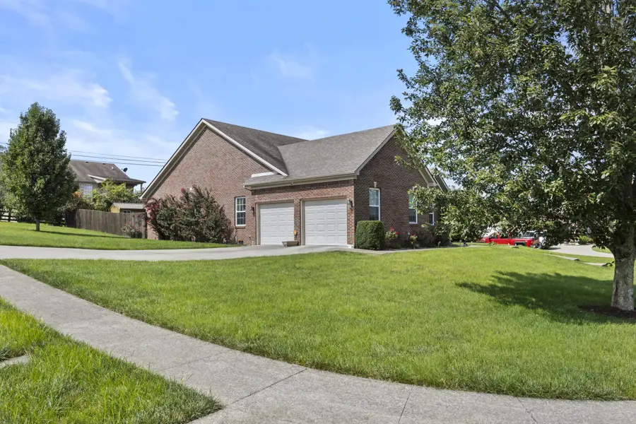 301 Squires Way, Nicholasville, KY 40356 - #3