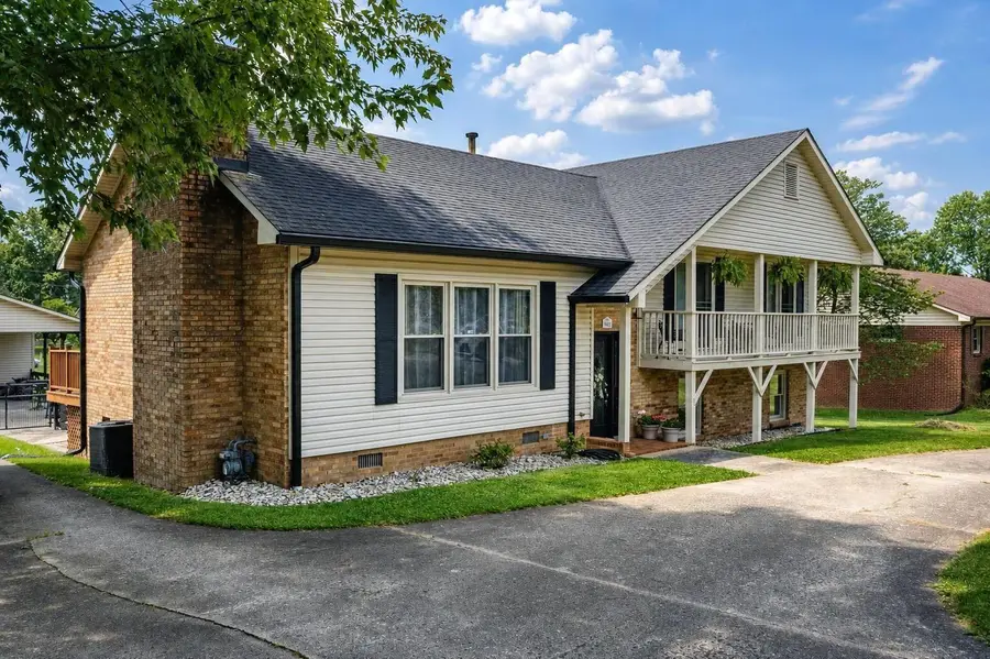 1032 Crestwood Heights, Paris, KY 40361 - #2