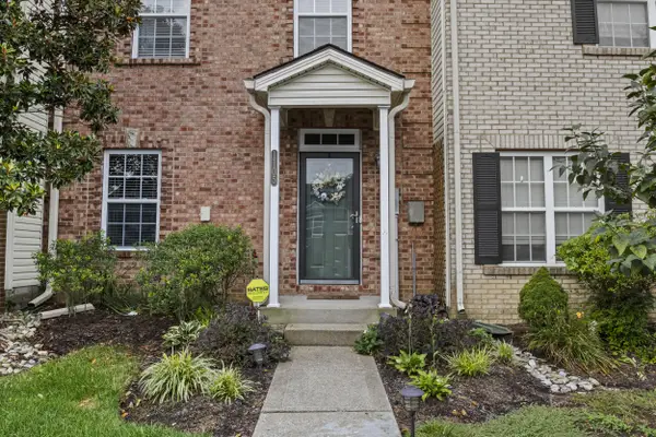 3855 Lochdale Terrace #1105, Lexington, KY 40514