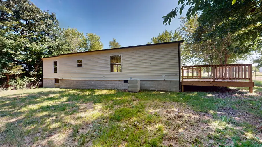382 Highland Road, Murray, KY 42071 - #3