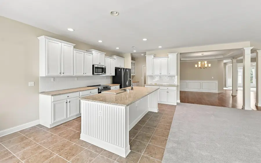 335 Manitoba Lane, Lexington, KY 40515 - #2