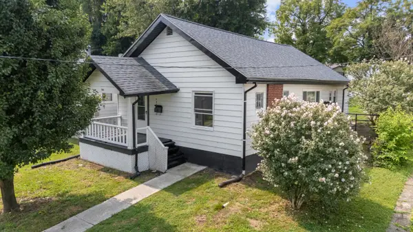 606 College Street, Winchester, KY 40391
