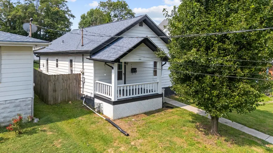 606 College Street, Winchester, KY 40391 - #2