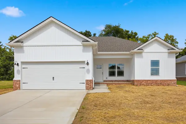 1010 Three Corners Drive, Lawrenceburg, KY 40342