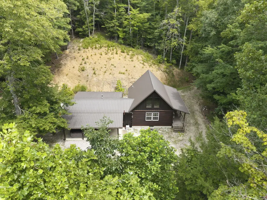 572 Paradise Drive, Rogers, KY 41365 - #2
