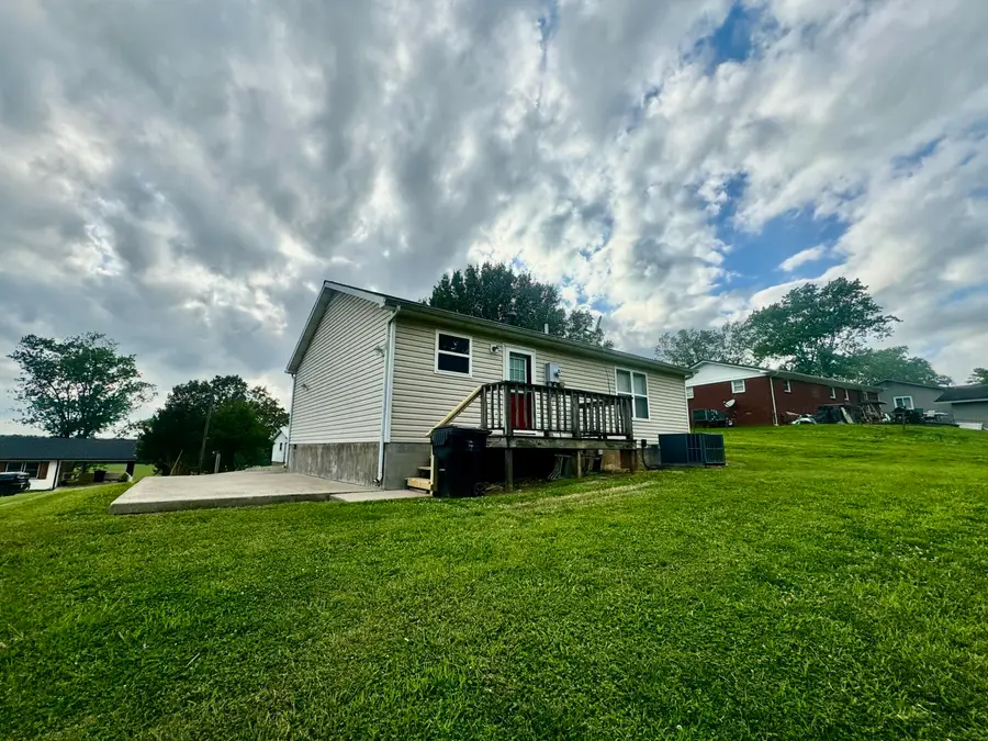 35 Cardinal Drive, Cadiz, KY 42211 - #2