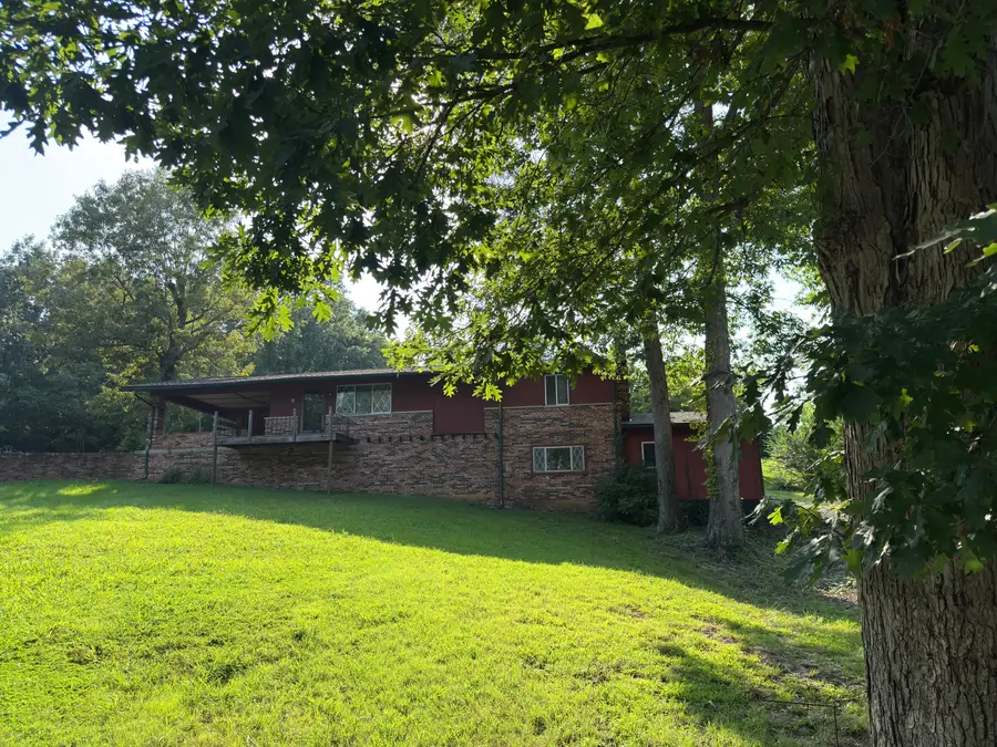 168 Elliott Street, Gilbertsville, KY 42044 - #2